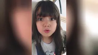 بچه با مزه