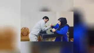 زور بازو گرفتن با مرد /ایرانی