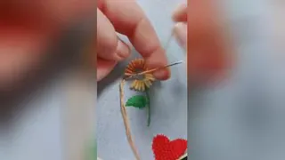آموزش گلدوزی