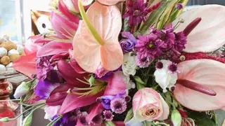تاتو زده رو دستش 60 ثانیه