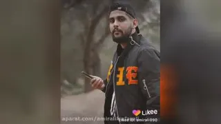 اونی که میزنی......