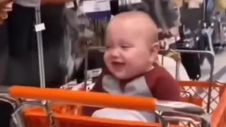 چقدرم بچه ترسید😂