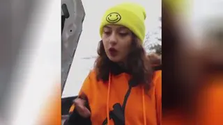 ایول خوب دختره رو کنف کرد