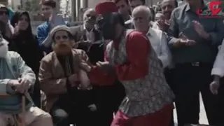 سکانسی از سریال دندون طلا