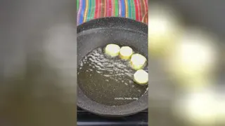 کوفته مرغ با سس بادمجان