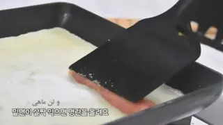 رولت تخم مرغ دو رنگ😋