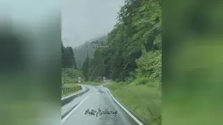 جاده و بارون