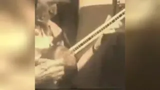 تار زدن قدیمی استاد