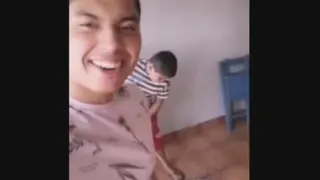 همیشه خندون باش