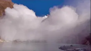 ریزش بهمن