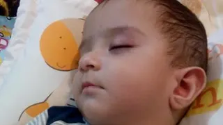 خواباندن نوزاد