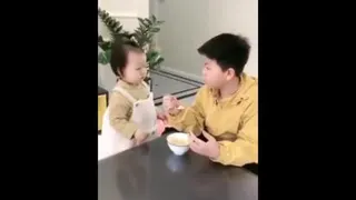 دختر کوچولو با مزه
