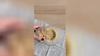 شیرینی پفکر گردویی