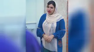 چه زودم تغییر عقیده داد وقتی گفت جوونی😅😅😅😁😍