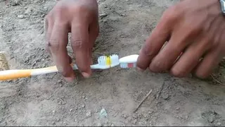 ساخت تله ساده با دو مسواک