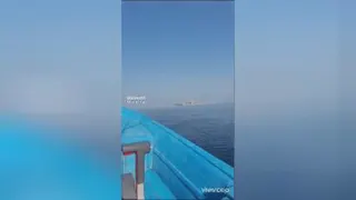 اخطار قایق ماهیگیری به ناوشکن