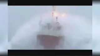 مرد قایق ران