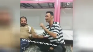 این پچه آبودان تنهایی یه گروه موسیقیه