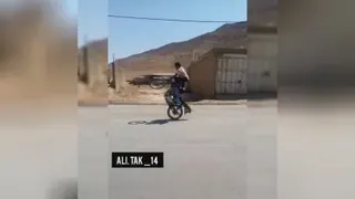 مهارت این هنر فقط نزد ایرانیان است😂😎