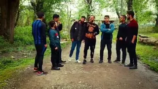 تا من باشم دیگه تعریف از رفیقم نکنم.. اینم گوزوو در اومد😂😂 .