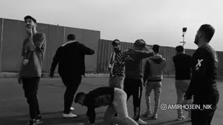 منو از دریای طوفانی نترسون من خودم ب دریا حکم طوفان میدم😏😏 .