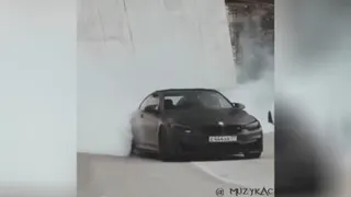 بی ام و بازها