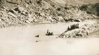 نحوه عبور خطرناک ایل بختیاری از رودخانه کارون در سال 1925 میلادی