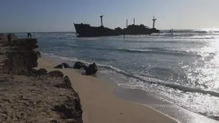 جای همه خالی کشتی یونانی