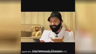 طنز مومو