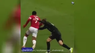 سوپر لایی به این میگن.