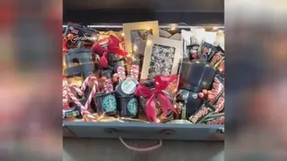 دیگه کادو تکراری هدیه نده😍😍خاص باش 😏
