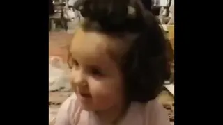 ببینید که یک کودک ادمو چه جوری میخندونه.