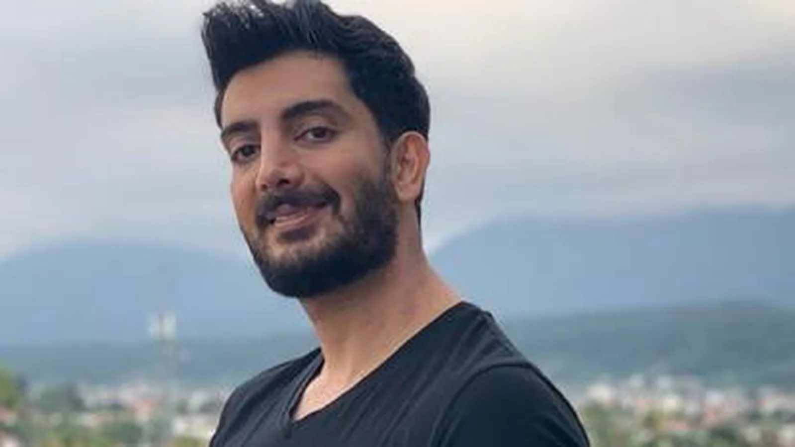 فرزاد فرزین جای تو خالیه