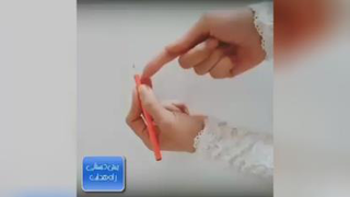 کلیپ دست گرفتن مداد