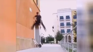 اول ایمنی بعدکار😂 جونتونو از سر راه اوردین؟😇