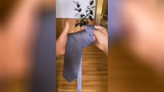 آموزش بستن گره ی کراوات