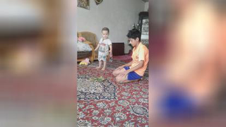 اموزشی برای کودکان پسر ودختردر خانواده