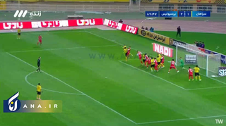 گل دوم سپاهان به پرسپولیس