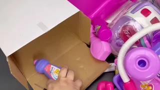 ۹ دقیقه آنباکسینگ لذت‌بخشِ ست بازی دندان‌پزشک خرگوش صورتی بامزه