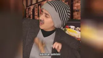 وقتی با خانواده میرم رستوران🙄😁