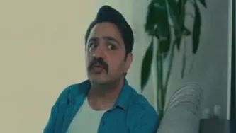 مرد و ماشین نابود شده