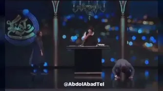 ریزش ناگهانی برگ های شقایق دهقان در برنامه به‌ پای حامد آهنگی توجه کنید 😂