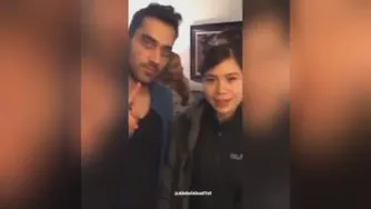 به خارجیا اصفهانی یاد میده👌😁 دادا خبد هس 😂😂😂