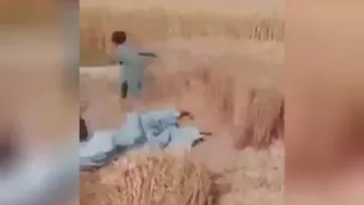 بیا پسر بزرگ کن😂🤣😂😂