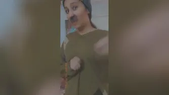 اسمت چیه 😂🤌