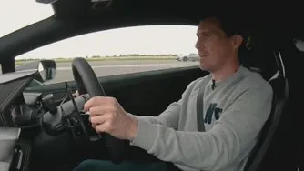 Lamborghini Huracan v Audi R8 v Nissan GT-R - DRAG RACE