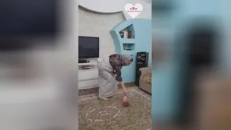 # زن_باید_ اینجوری باشه_🤣