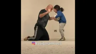 پدر آرات از حرکت مارپیچ پسر کوچولوش شوکه شد