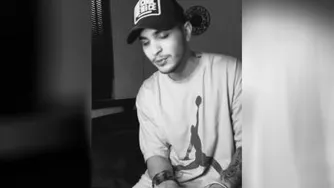 یه وقتا آینده رو بده بره...