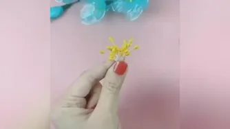 گل تزیینی با پلاستیک